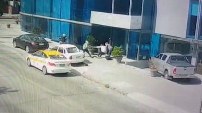 a la carcel el hombre que le robo la cartera a una mujer en la puerta de un hotel