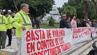 imputaron al conductor que intento embestir a inspectores de transito en salto en un control vehicular