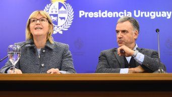 Lustemberg y Orsi anuncian medidas del gobierno contra el consumo de tabaco. Foto: FocoUy