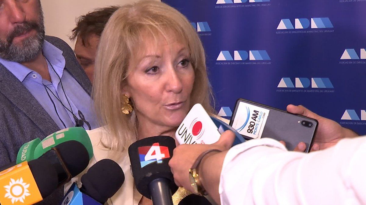 Carolina Cosse presentará su candidatura este viernes; prefirió no dar