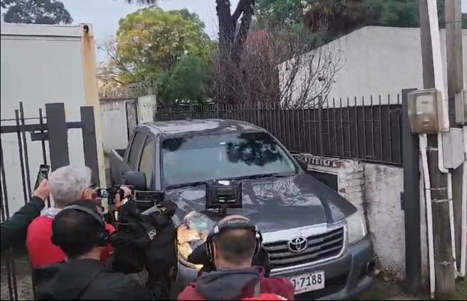 camioneta-en-la-que-trasladaban-a-paula-díaz.jpg