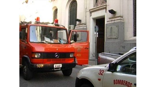 Según la Armada el incendio causó daños mínimos