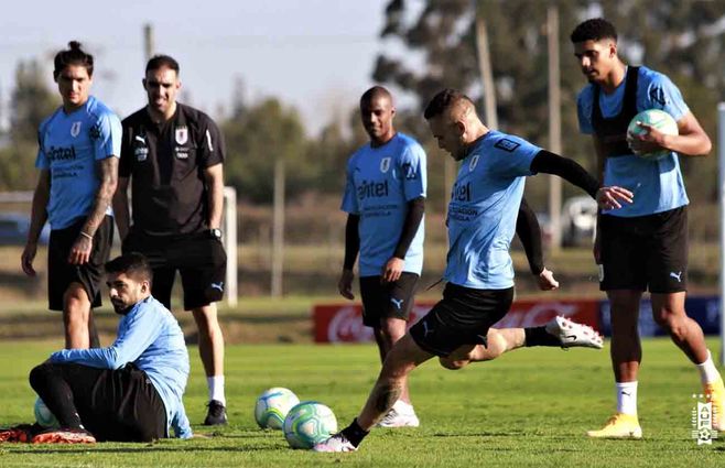 Seleccion-Uruguaya-ante-Chile-AUF.jpg