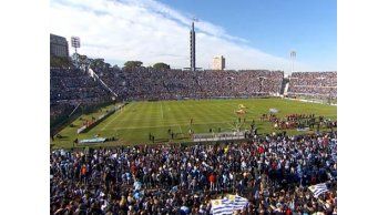 Quedan 400 entradas para Uruguay Perú en platea América