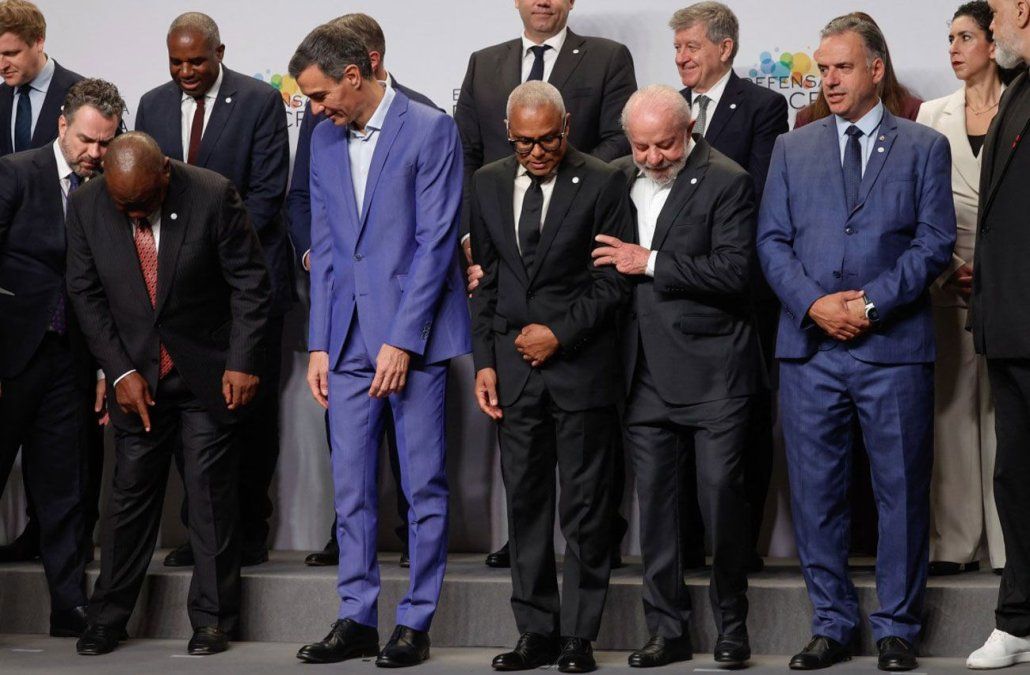 Orsi participó de la Cumbre en Defensa de la Democracia junto a Lula, Pedro Sánchez y más presidentes progresistas