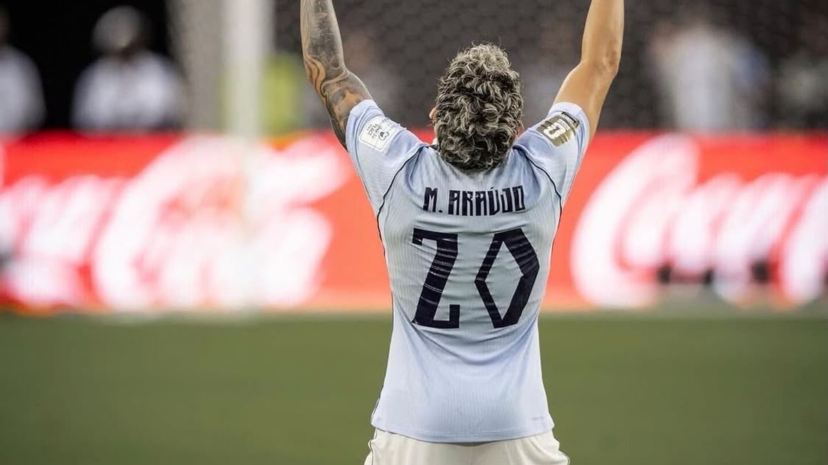 Maxi Araújo tras la eliminación del Mundial: "Queríamos darle una alegría a la gente, no haberlo conseguido duele y mucho"