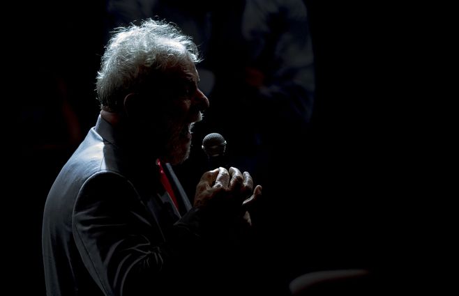 EXPRESIDENTE LULA DA SILVA RETRATO PERFIL