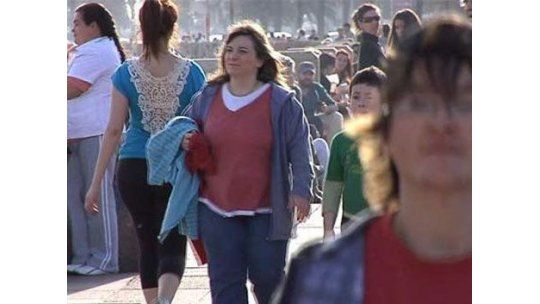 Nuboso y soleado en el Sur, tormentas y lluvias en el Norte