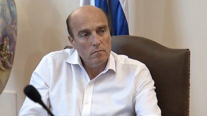 casi la mitad de los montevideanos aprueba la gestion de martinez