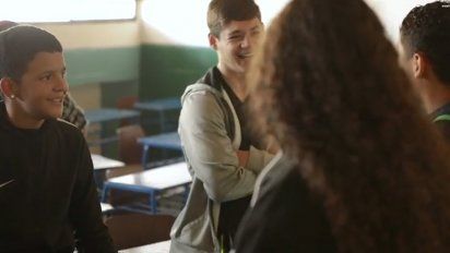 organizan cena a beneficio para transformar la educacion