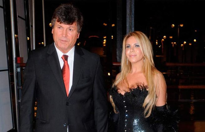 Con su exesposa Claudia Galucci. Ella lo acompañó hasta el final 