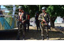 Cuatro nadadores olímpicos de EEUU asaltados a mano armada en Rio