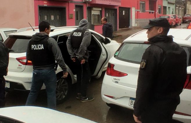 El femicida, de 17 años, aguarda por el juicio que será en noviembre.