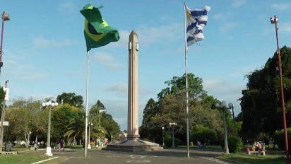 profesor acusado de abuso sexual agravado se fugo y dejo la tobillera colgada