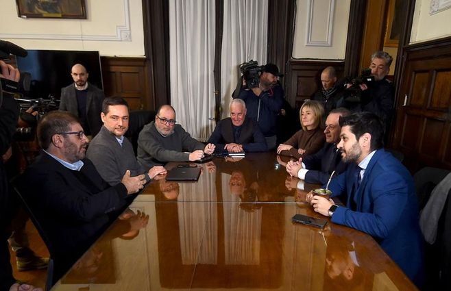 Ministro del Interior recibe a partidos políticos. Foto: FocoUy