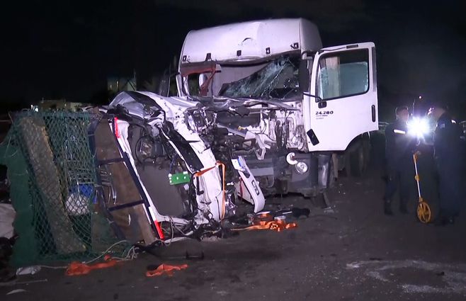 Foto: Subrayado. Choque frontal entre camiones deja dos heridos en Puntas de Manga.