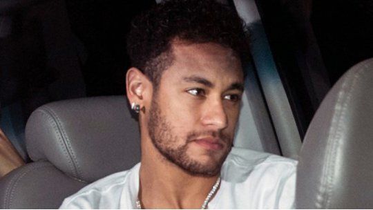 Neymar fue operado con éxito del pie y ahora todos se preguntan, ¿llegará?