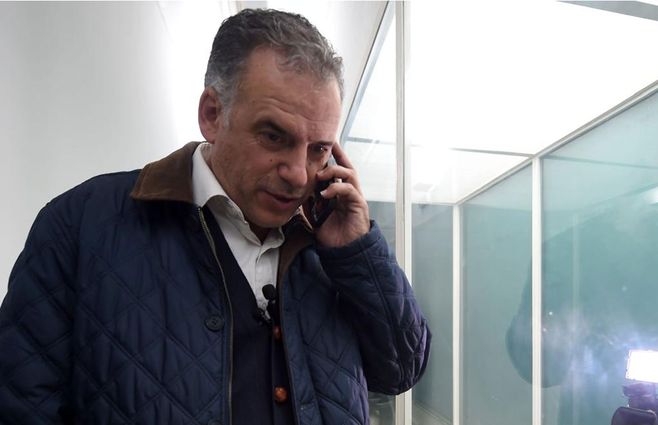 Yamandú Orsi, previo a la conferencia de prensa. Foto: FocoUy-