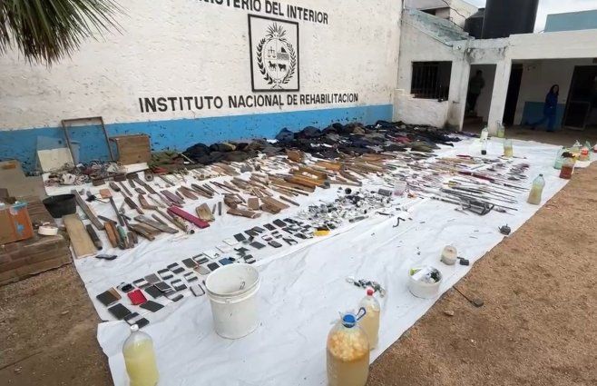 Foto: Subrayado. Requisa realizada en la cárcel de Maldonado, este jueves.