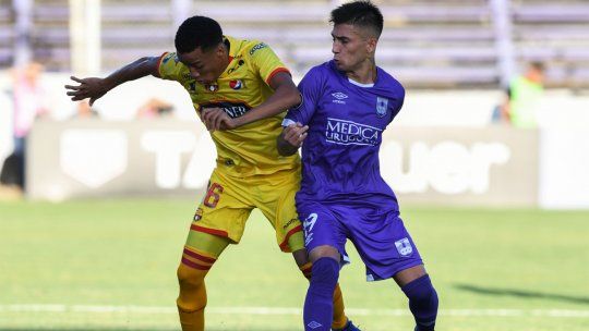 Defensor perdió 1-2 en el Franzini con Barcelona de Ecuador