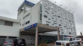 un hombre de 34 anos ingreso en estado grave al hospital del cerro por un disparo en el estomago