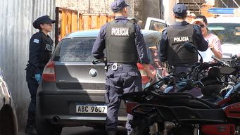 dispusieron la libertad del hombre que estaba detenido por amenazar con un arma a adolescentes frente al bauza