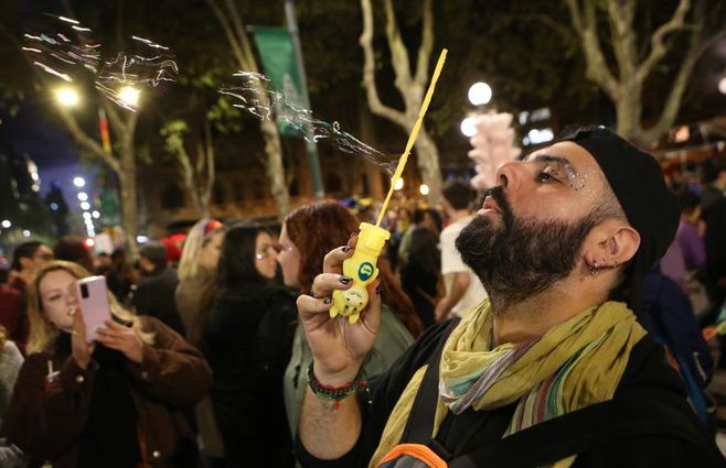 marcha diversidad 2022 foco uy (1).jpeg