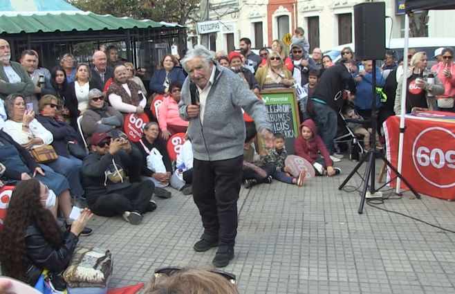 mujica.jpg