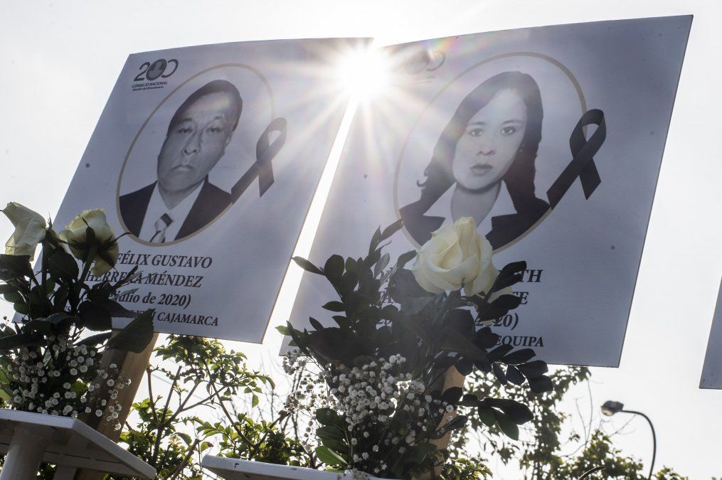 Im&aacute;genes de dos de los 125 doctores qye murieron durante la pandemia de Covid-19 en Per&uacute;