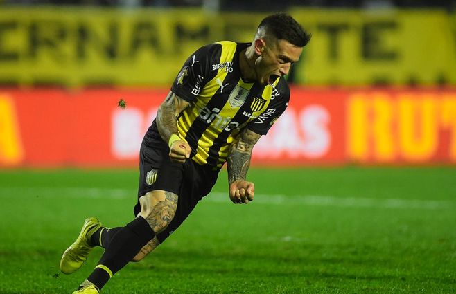 peñarol danubio dante fernandez foco uy (1) tercera tanda.jpeg