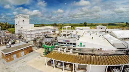 La industria younguense ya adelantó licenciasmientras intenta renegociar su pasivo.