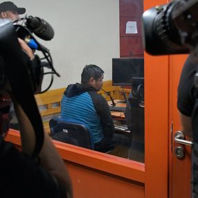 Foto: AFP. Imputado por causar incendios en Chile. Foto: AFP. Imputado por causar incendios en Chile.