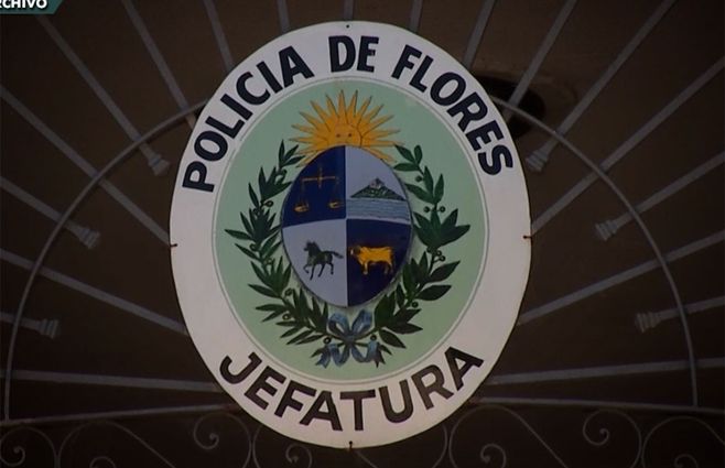 policia-de-flores.jpg