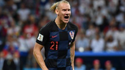 ¡gloria a ucrania!: la fifa analiza la celebracion del croata domagoj vida