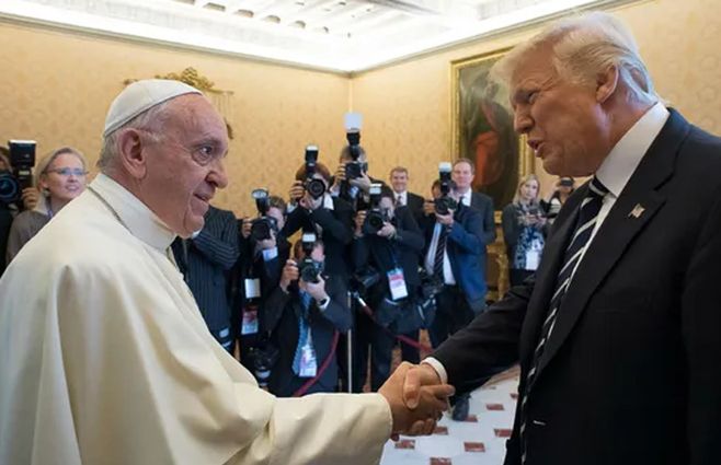 OBSERVATTORE-ROMANO--PAPA-TRUMP.jpg