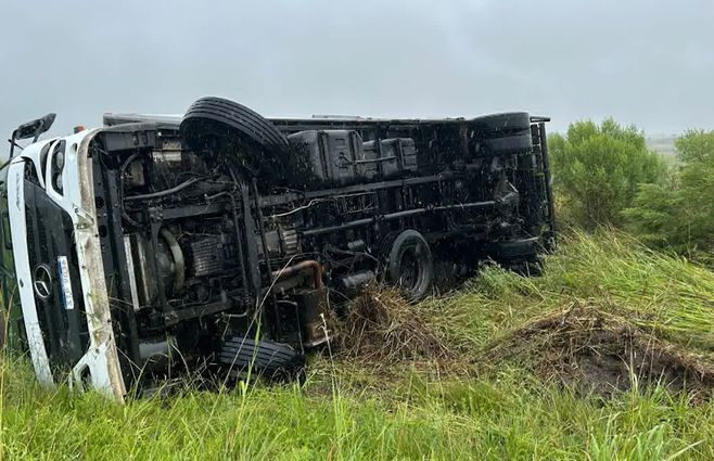 vehículo-vuelco-salto-
