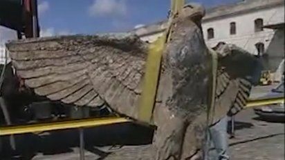 defensa apelara fallo que obliga a vender el aguila y telemetro del graf spee