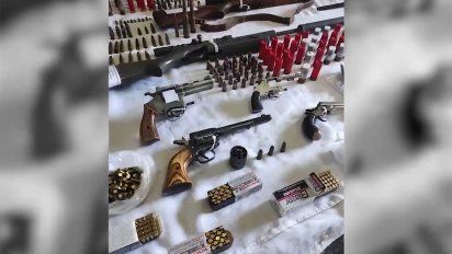 cuatro condenados, dos imputados, 15 armas y 900 municiones incautadas
