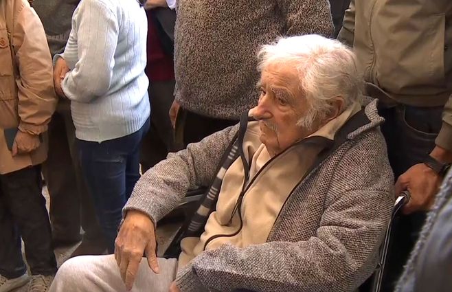 Mujica-silla.jpg