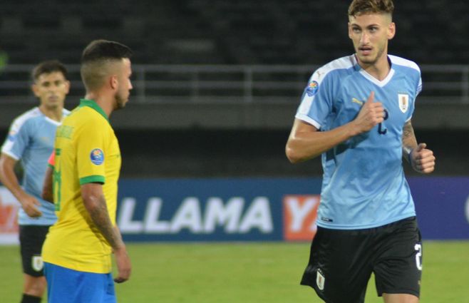 Santiago Bueno, autor del gol uruguayo. El equipo fue superado por Brasil durante todo el partido. 