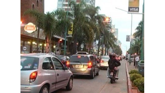 Argentina y Uruguay coordinan para no competir en vacaciones