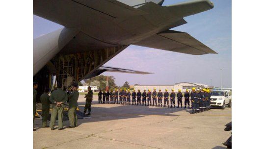 Bomberos uruguayos viajan a Córdoba como apoyo