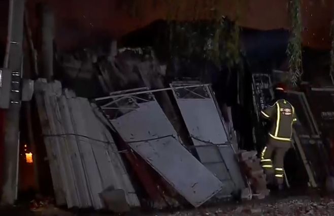 INCENDIO-VIVIENDA--VIERNES.jpg