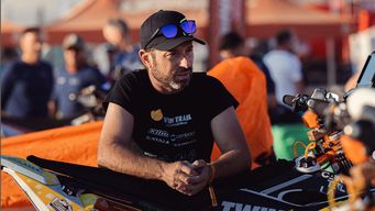 El piloto español Carles Falcón publicó esta foto en su Instagram el 4 de enero, poco antes de comenzar el Rally Dakar. @cfalconb