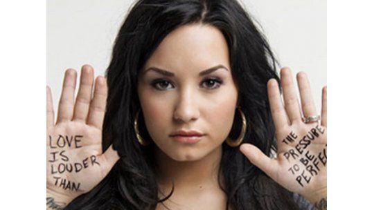 Preparativos para la llegada de Demi Lovato a Montevideo