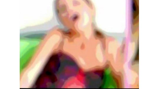 Fotógrafo a prisión por negociar pornografía y abusar de hijastra