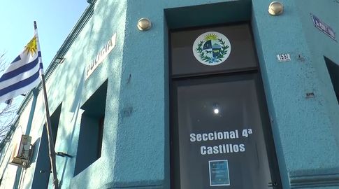 Tras agredir a su expareja y a varios policías, un hombre fue detenido, liberado y ahora tiene restricción de acercamiento