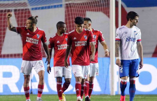 Nacional perdió contra River y quedó afuera de la Libertadores
