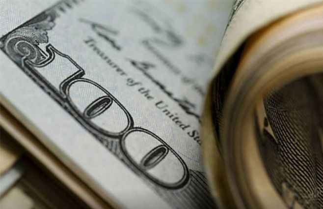 dolares-subrayado.jpg