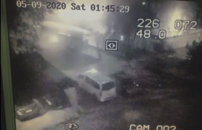 Imagen de televigilancia muestra el momento de ataque en plena madrugada del 9 de mayo